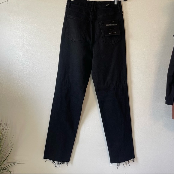 Good American Good Boy Black Raw Hem Jeans Size 8/29 - Picture 7 of 9